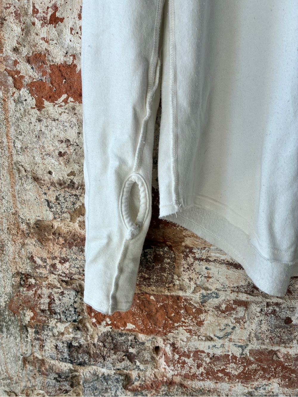 One Golden Thread Raglan - Picture 2 of 8